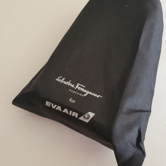 SEALED Eva Air Salvatore Ferragamo First Class Amenity Kit  Pouch Bag Intact - Picture 2 of 4